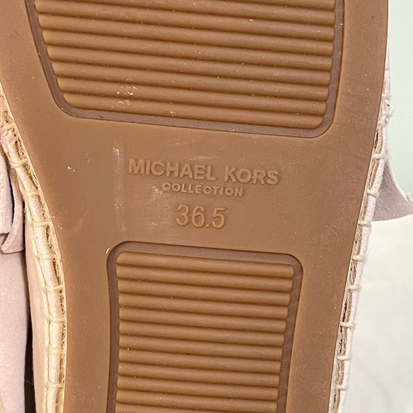 Michael Kors Women's Cream Slip On Suede Round Toe Espadrille Loafers Size 6 - Picture 12 of 12